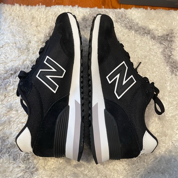 Womens new balance classics - Picture 3 of 6